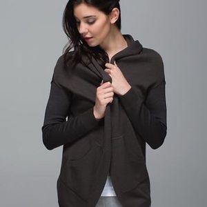 Lululemon Reversible Cabin Yogi Sz 6